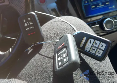 2014 Honda Odyssey Touring/Touring Elite z USA, uszkodzony, nr VIN 5FNRL5H90EB106715